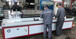 熱熔鉆孔攻絲機操作過程中怎樣盡量避免撞機？